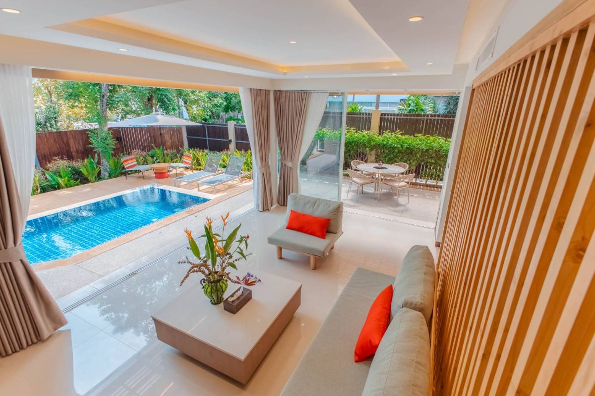 Peach Blossom Resort & Pool Villa