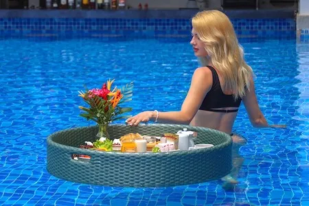 Peach Blossom Resort & Pool Villa